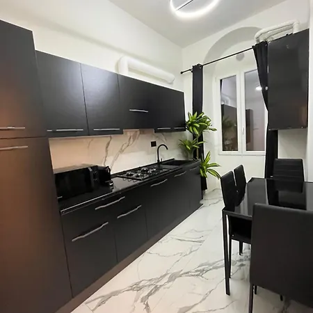 - Ghibellina 92 Florenz