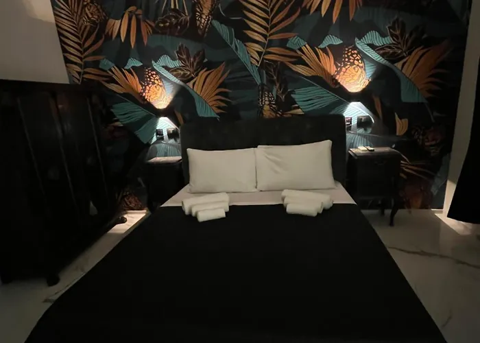 - Ghibellina 92 * Φλωρεντία